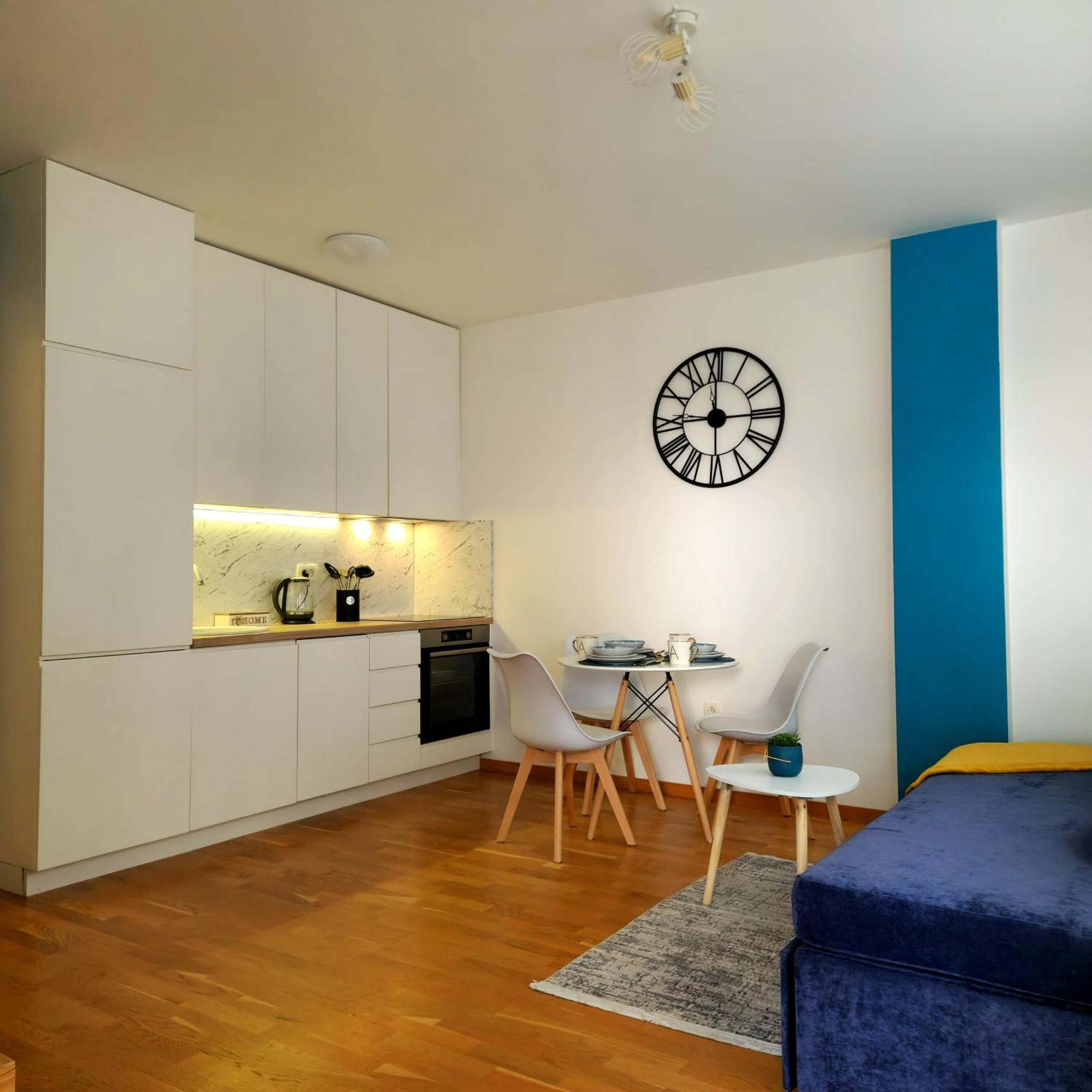 Four Views By The Sea Apartments Μπούντβα Εξωτερικό φωτογραφία