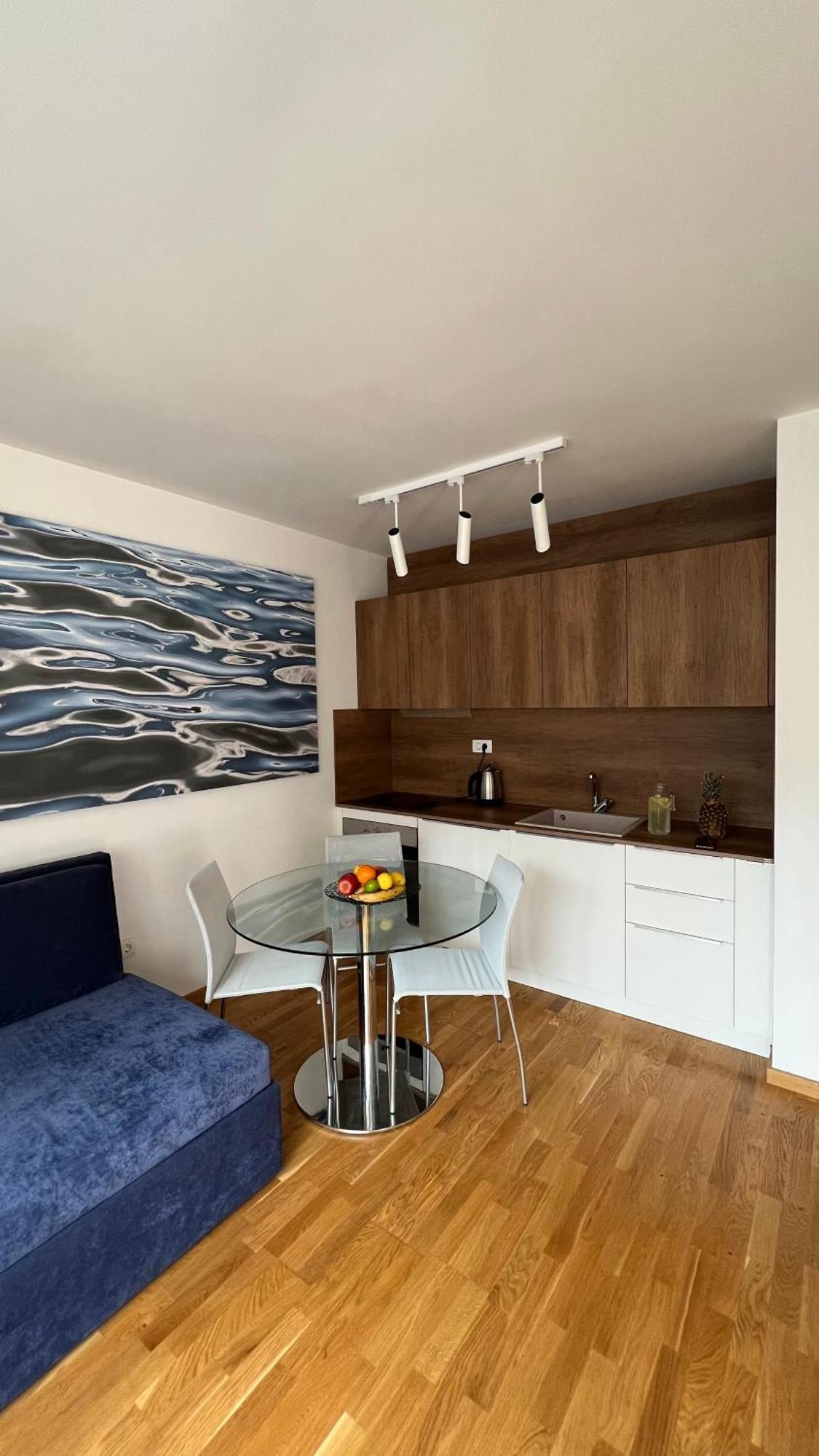 Four Views By The Sea Apartments Μπούντβα Εξωτερικό φωτογραφία