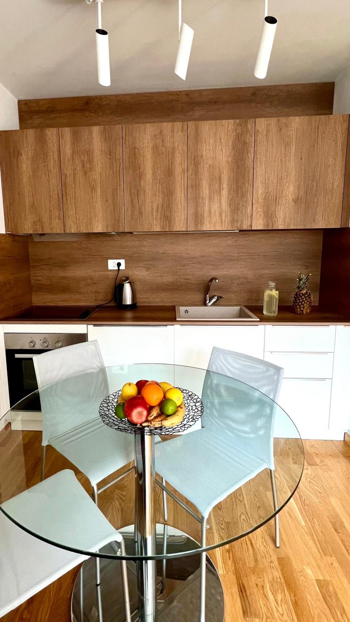Four Views By The Sea Apartments Μπούντβα Εξωτερικό φωτογραφία